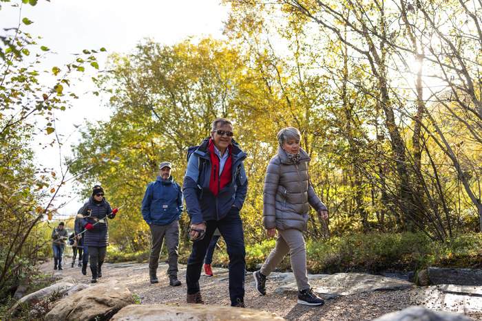 Hurtigruten COASTAL EXPRESS Lifestyle Excursions Torghatten, people ©Vilde Abrahamsen.jpg